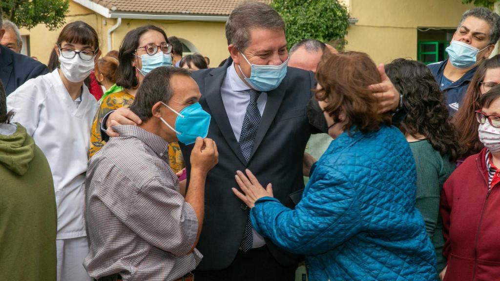 García-Page en la inauguración de las nuevas viviendas para personas con discapacidad en Cuenca