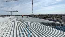El techado de la cubierta del Santiago Bernabéu, en septiembre de 2021