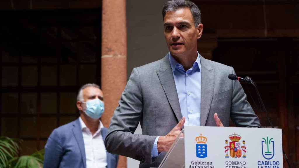 El presidente del Gobierno, Pedro Sánchez, comparece este viernes desde La Palma. Efe