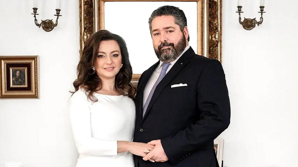 El heredero ruso Jorge Romanov y su ya esposa, la italiana Rebecca Bettarini.