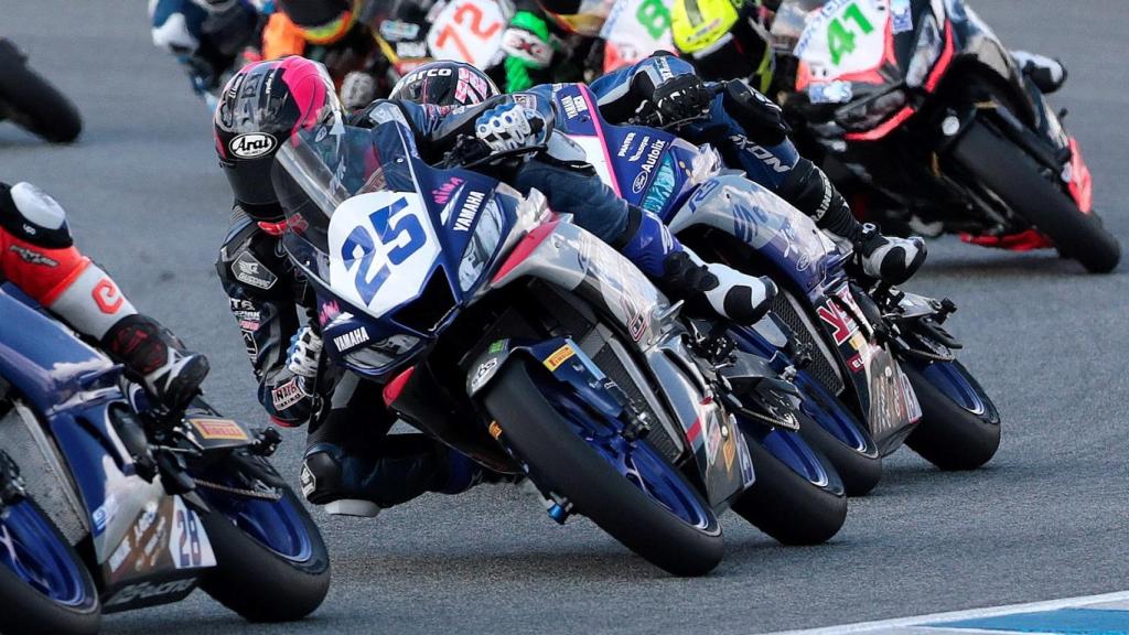 Dean Berta Viñales, durante una prueba del campeonato de SUperSport 300