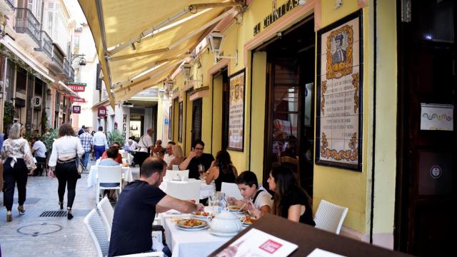 Una imagen de la fachada del restaurante El Chinitas.