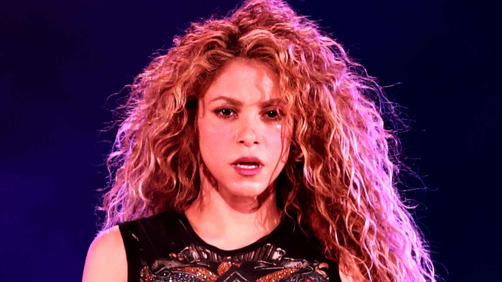 Imágenes del día: las fotos de Shakira tras ser atacada por dos jabalíes en el parque