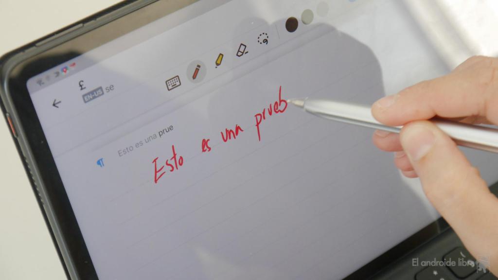 Escribiendo con la Huawei MatePad 11