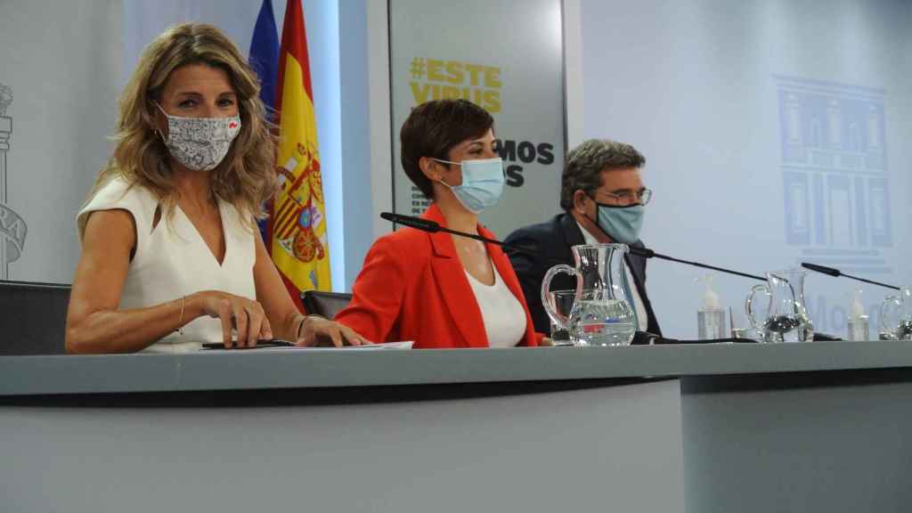 Yolanda Díaz, vicepresidenta segunda del Gobierno, en la sala de prensa de Moncloa.