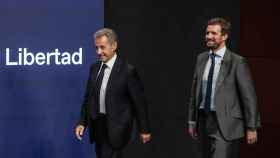 El expresidente francés Nicolas Sarkozy junto a Pablo Casado este miércoles en Madrid.