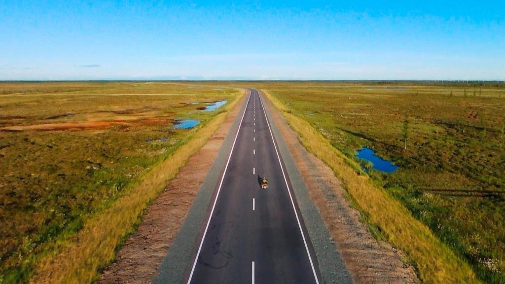Manuel Lorenzo recorrió los miles de kilómetros entre Alicante y Siberia con su moto Harley-Davidson.