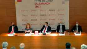 Mesa presidencial en un acto celebrado en la Cámara de Comercio de Salamanca