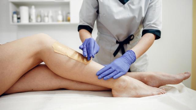 Cómo depilarse con cera sin dolor