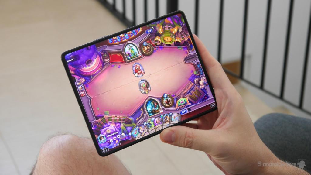 Samsung Galaxy Z Fold 3