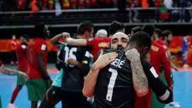 Rircardinho celebra con la selección de Portugal