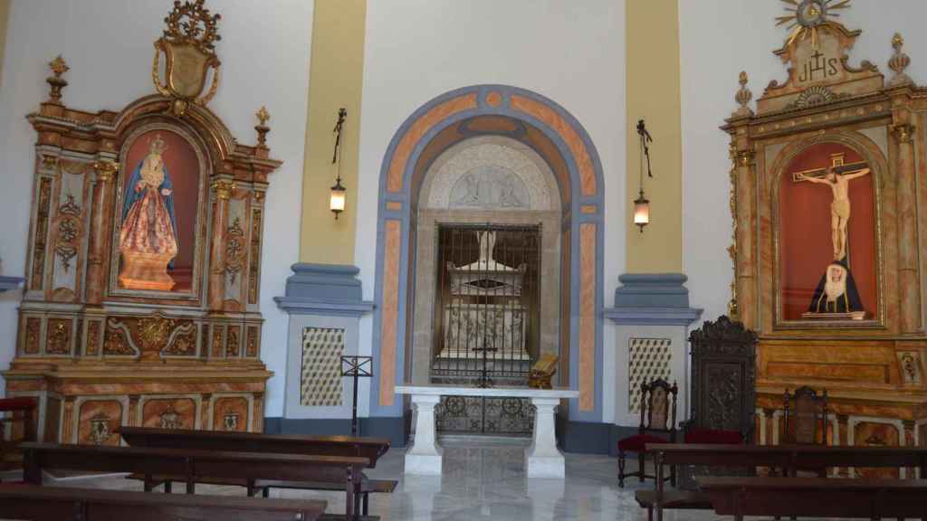 La capilla de Santa Isabel de Hungría, el tesoro del cementerio de San Miguel que pocos conocen