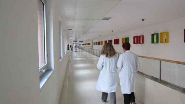 Profesionales sanitarios en el Hospital Río Hortega de Valladolid