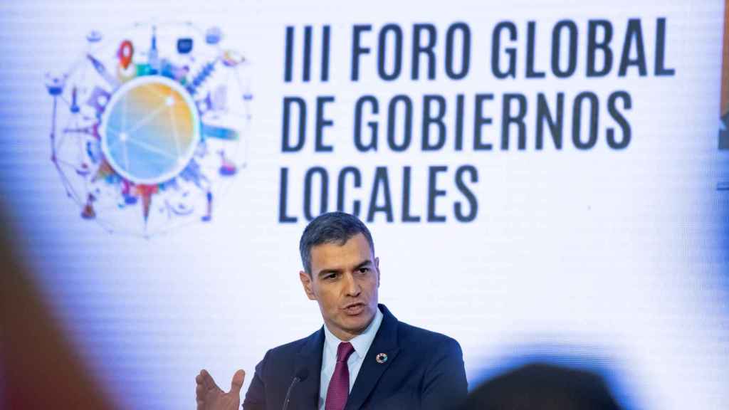 El presidente del Gobierno, Pedro Sánchez, durante el anuncio del bono de vivienda joven en Sevilla. Efe