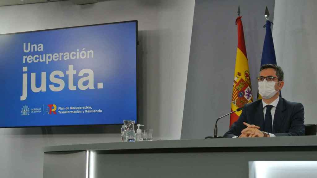 Félix Bolaños, ministro de la Presidencia, en la rueda de prensa posterior al Consejo de Ministros.