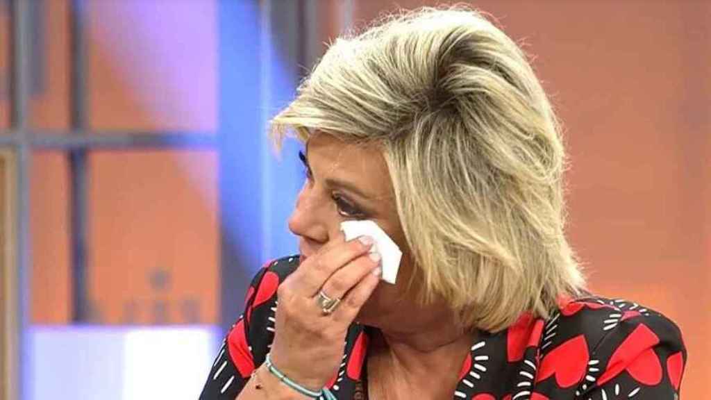 Terelu Campos llorando por el sufrimiento de su madre, María Teresa.