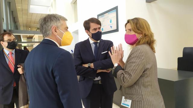 Quiñones con Teresa Ribera en el Consejo Europeo en Luxemburgo