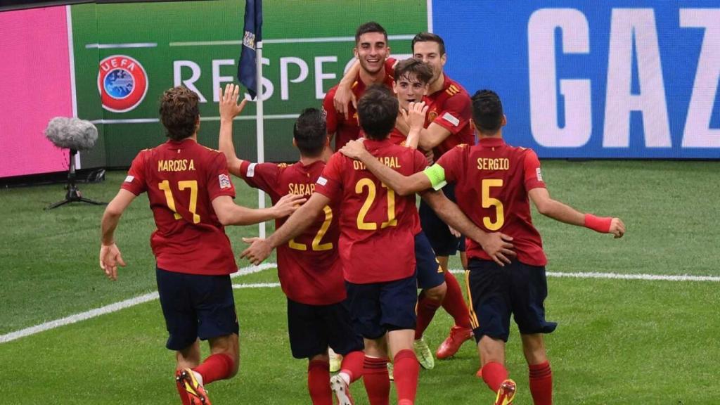El España - Italia arrasa en La 1 con 4,7 millones y ‘Lazos de sangre’ logra máximo de con Gila
