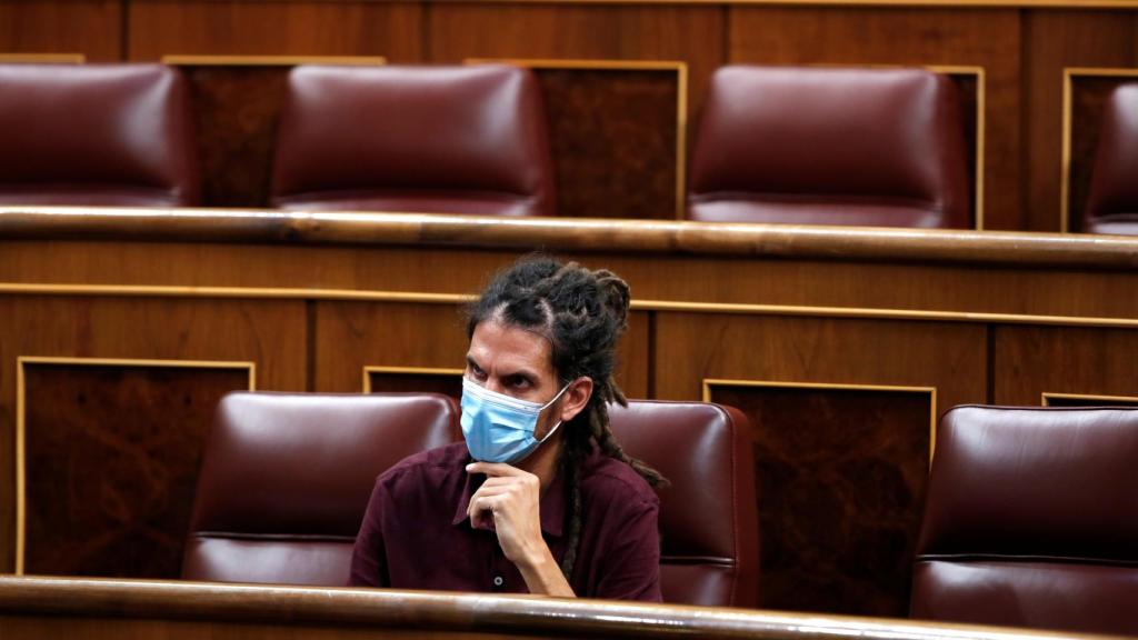 Alberto Rodríguez, en su escaño.