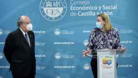La consejera de Familia e Igualdad de Oportunidades, Isabel Blanco, inaugura el II Foro Social junto a Enrique Cabero