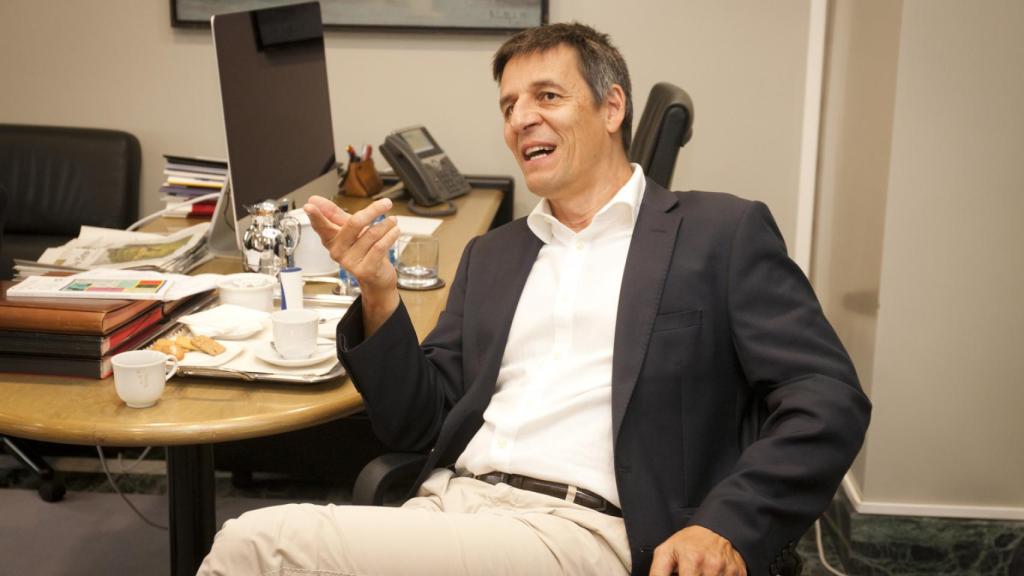 Didier Queloz, premio Nobel de Física 2019, durante la entrevista con D+I. Foto: F. RAMÓN ARECES.