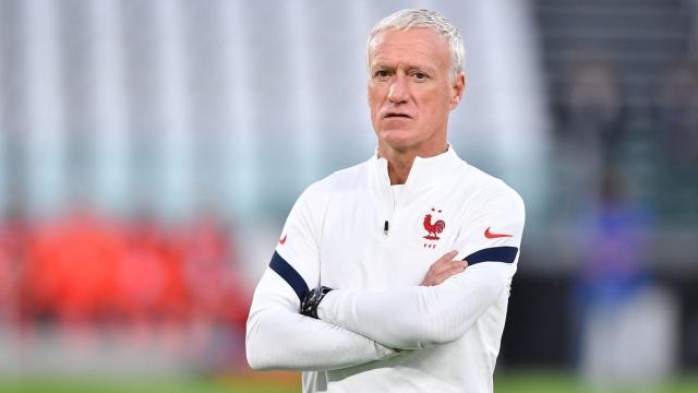 Didier Deschamps durante un entrenamiento con la selección francesa