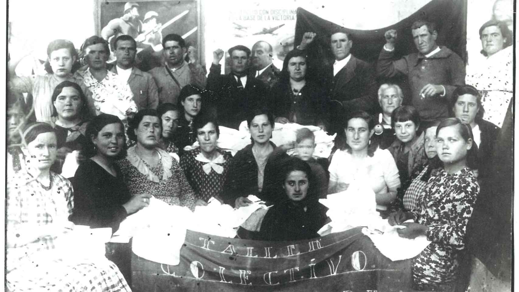 Taller colectivo del Partido Comunista de Villalgordo, 1938.
