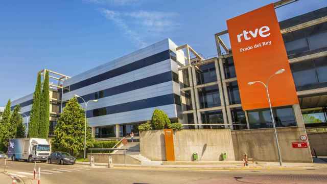 RTVE asegura que está trabajando para enviar a un equipo de profesionales a Tinduf.