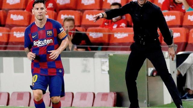 Leo Messi y Diego Pablo Simeone, durante un partido entre el Barça y el Atlético de Madrid