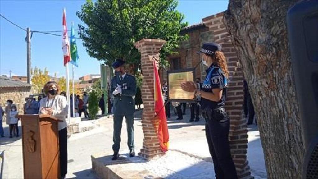 Descubrimiento del monolito en El Tiemblo