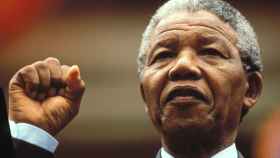Nelson Mandela en Sudáfrica tras su liberación en 1990.