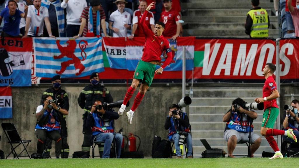 Cristiano Ronaldo celebra un gol con Portugal