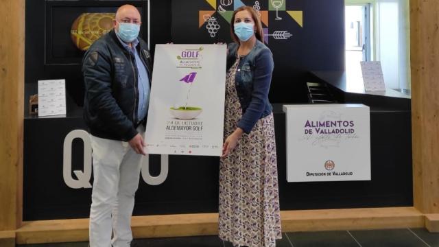 Jaime Fernández e Inmaculada Toledano durante la presentación