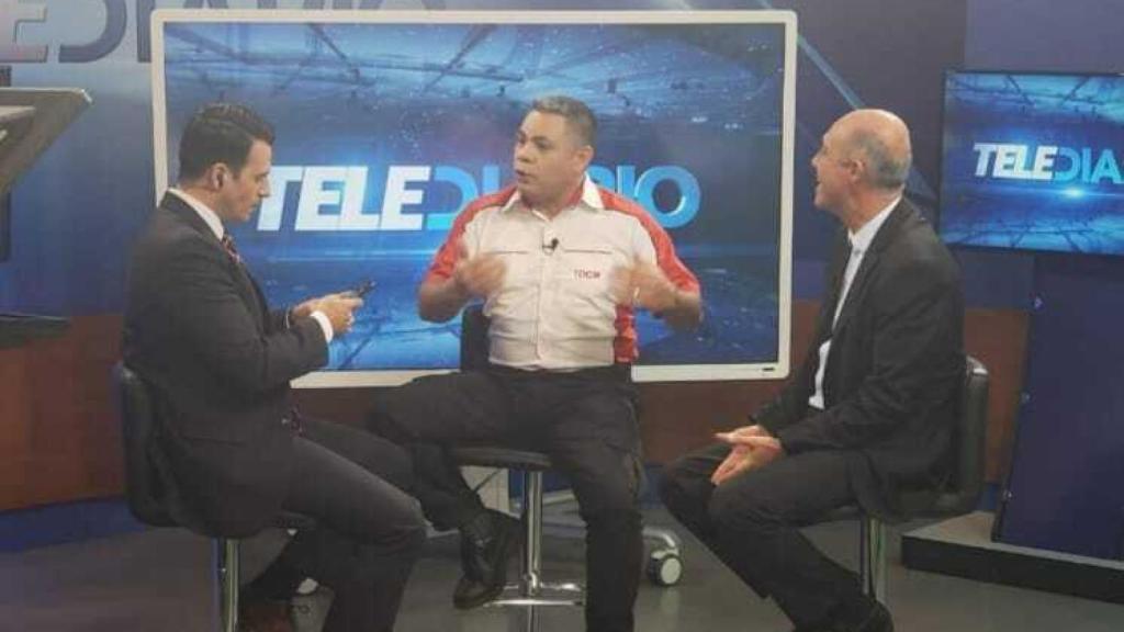 César Blasco trabajó, antes de arruinarse, en medios de comunicación.