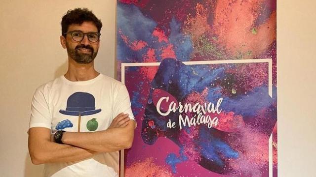 Luisito Rilke, el creativo compulsivo que realizará el cartel del Carnaval de Málaga 2022.