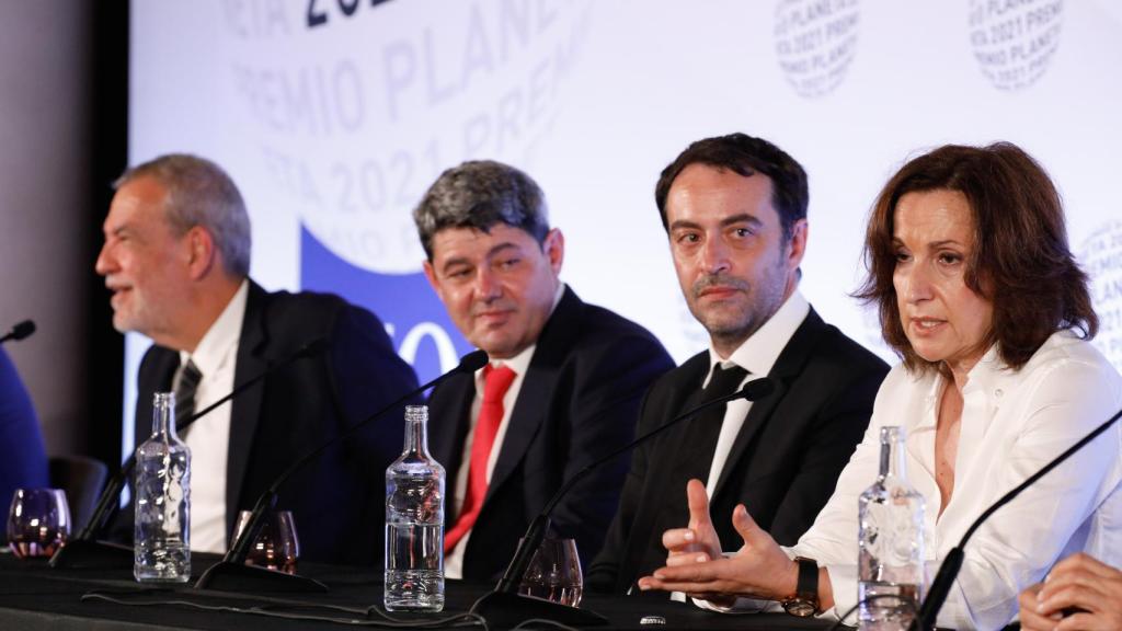 Los cuatro premiados, durante la rueda de prensa.