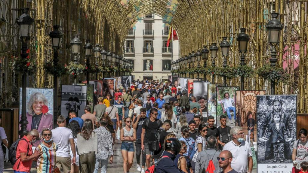 La exposición en Larios.