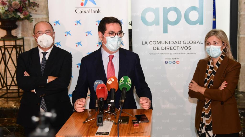 El presidente de la CEOE, Antonio Garamendi, interviene en un almuerzo-coloquio sobre ‘El papel de las empresas ante la recuperación’