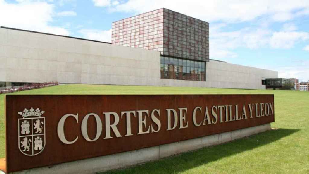 Las Cortes de Castilla y León con sede en Valladolid