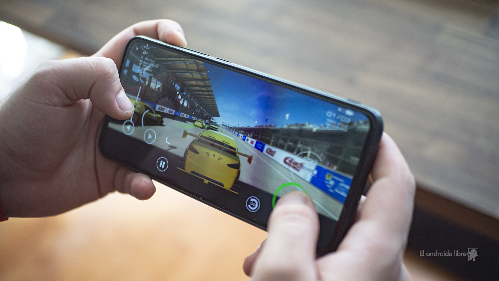 Juega a GRID Autosport GRATIS (Android) »