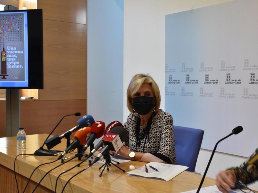 La consejera de Sanidad de la Junta de Castilla y León, Verónica Casado, durante la rueda de prensa