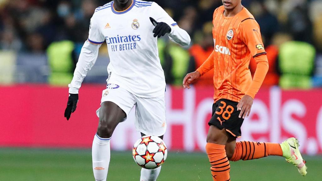 Ferland Mendy, contra el Shakhtar Donetsk