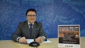 El concejal de Cultura y Educación de Toledo, Teo García, ha presentado la tercera edición de ‘Pianos en la calle’