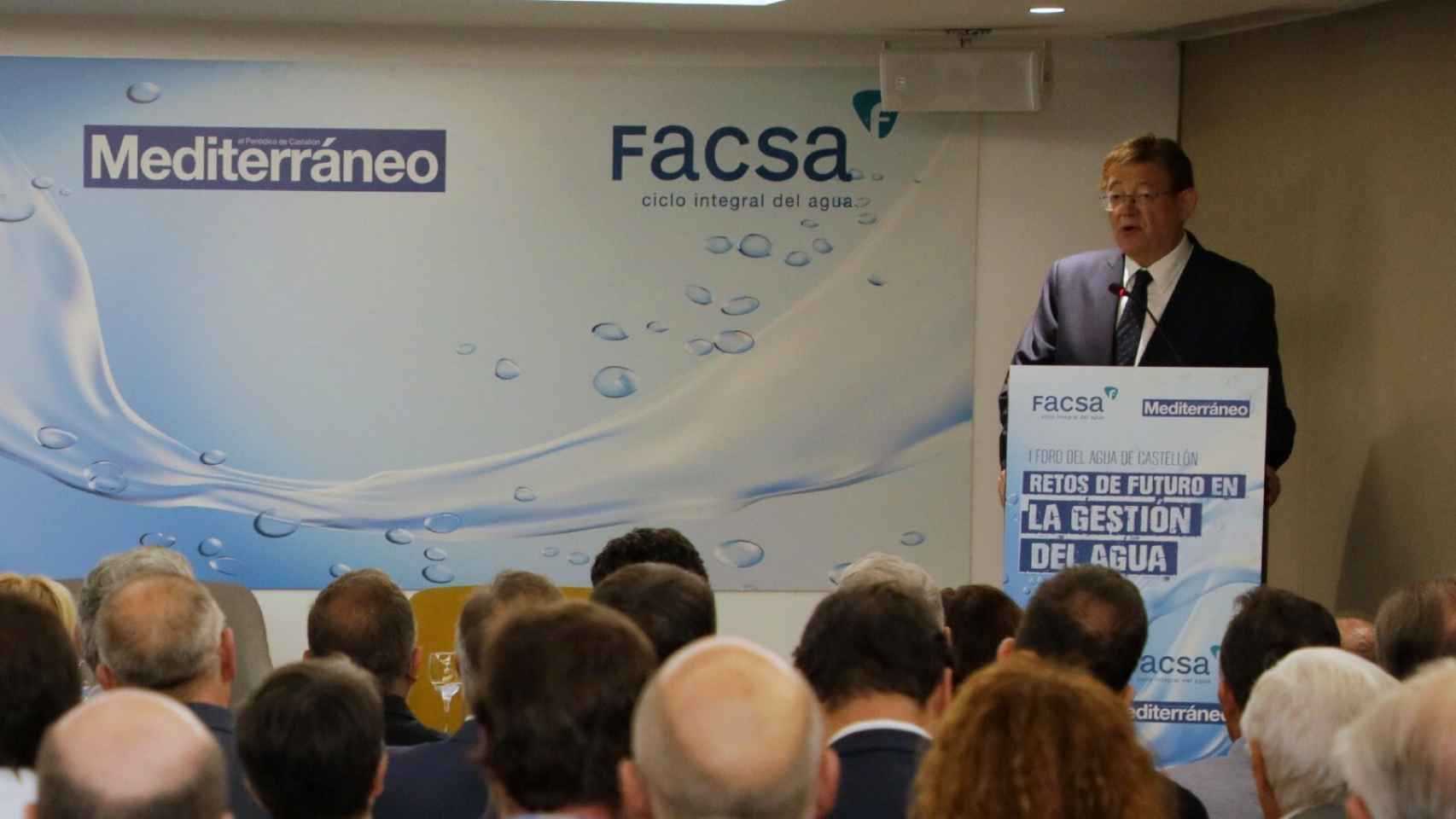 El presidente Puig, en un evento organizado por El Periódico Mediterráneo, en el que tiene acciones. EE