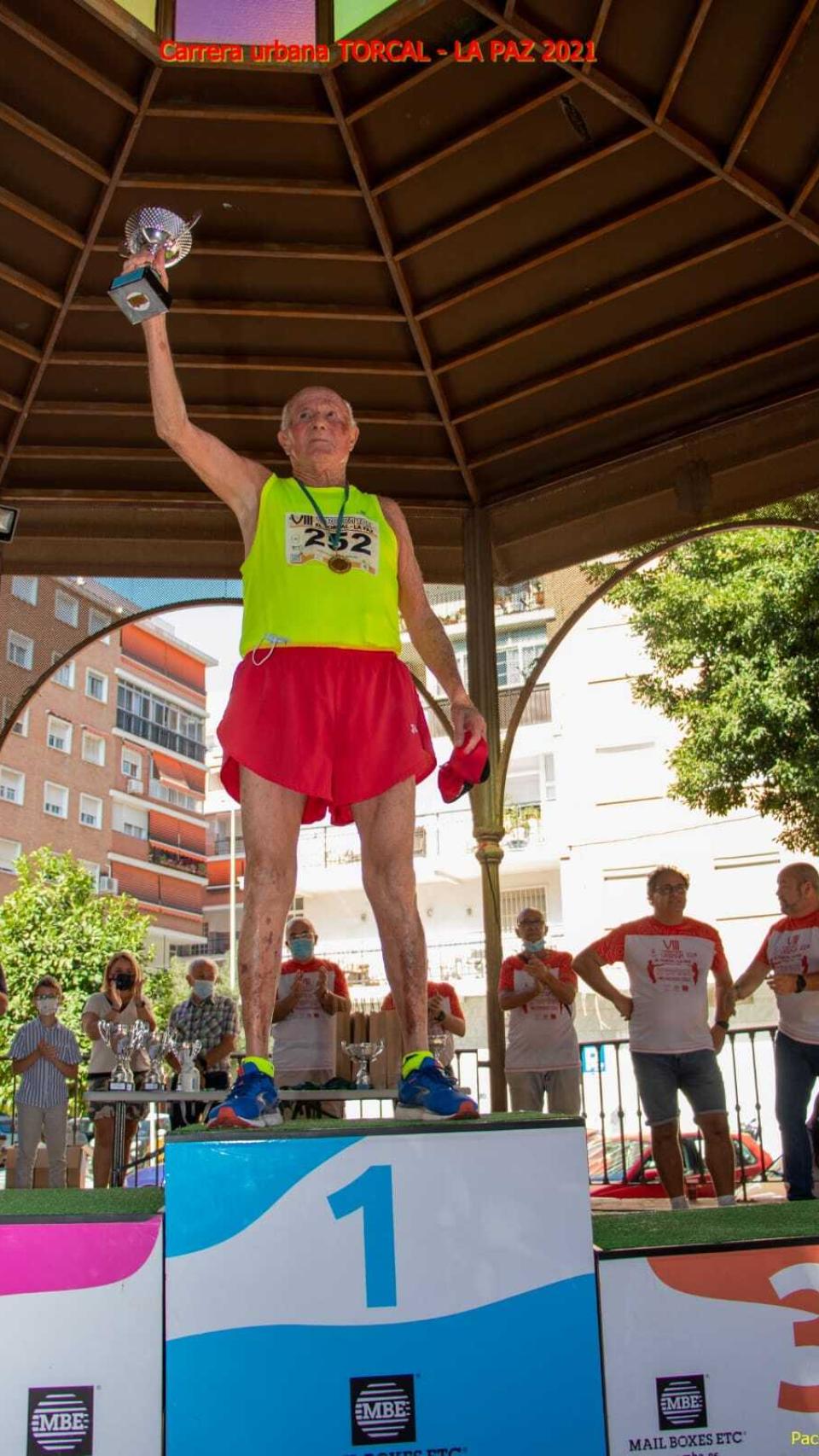 Miguel García Velasco, en lo alto del pódium