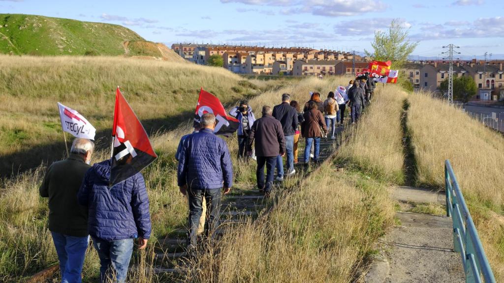 Salamanca sale a la calle tras estrangular sus conexiones ferroviarias