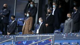 Nasser Al-Khelaifi, presidente del PSG, Noel Le Graet, presidente de la FFF, Vincent Labrune, presidente de la LFP, y Emmanuel Macron. presidente de la República, en el palco del Stade de France.