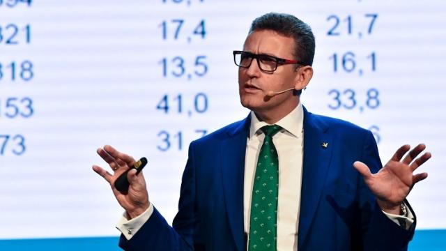 Víctor Manuel Martín, director general de Eurocaja Rural, durante su intervención.