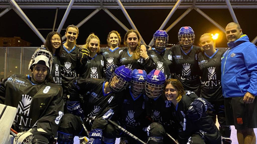El Munia Panteras celebra su triunfo