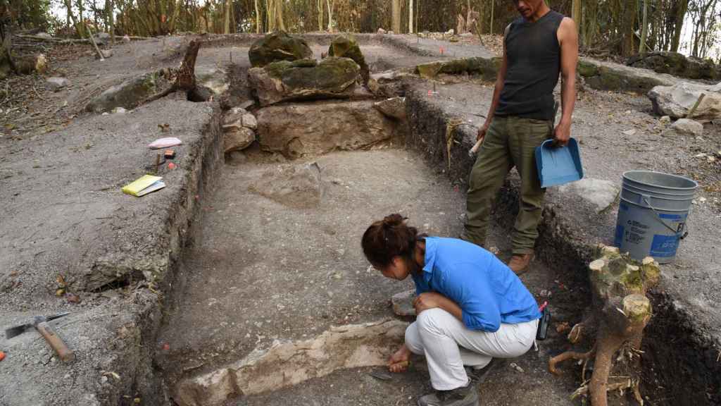 Excavaciones en el yacimiento de Aguada Fénix, en México.